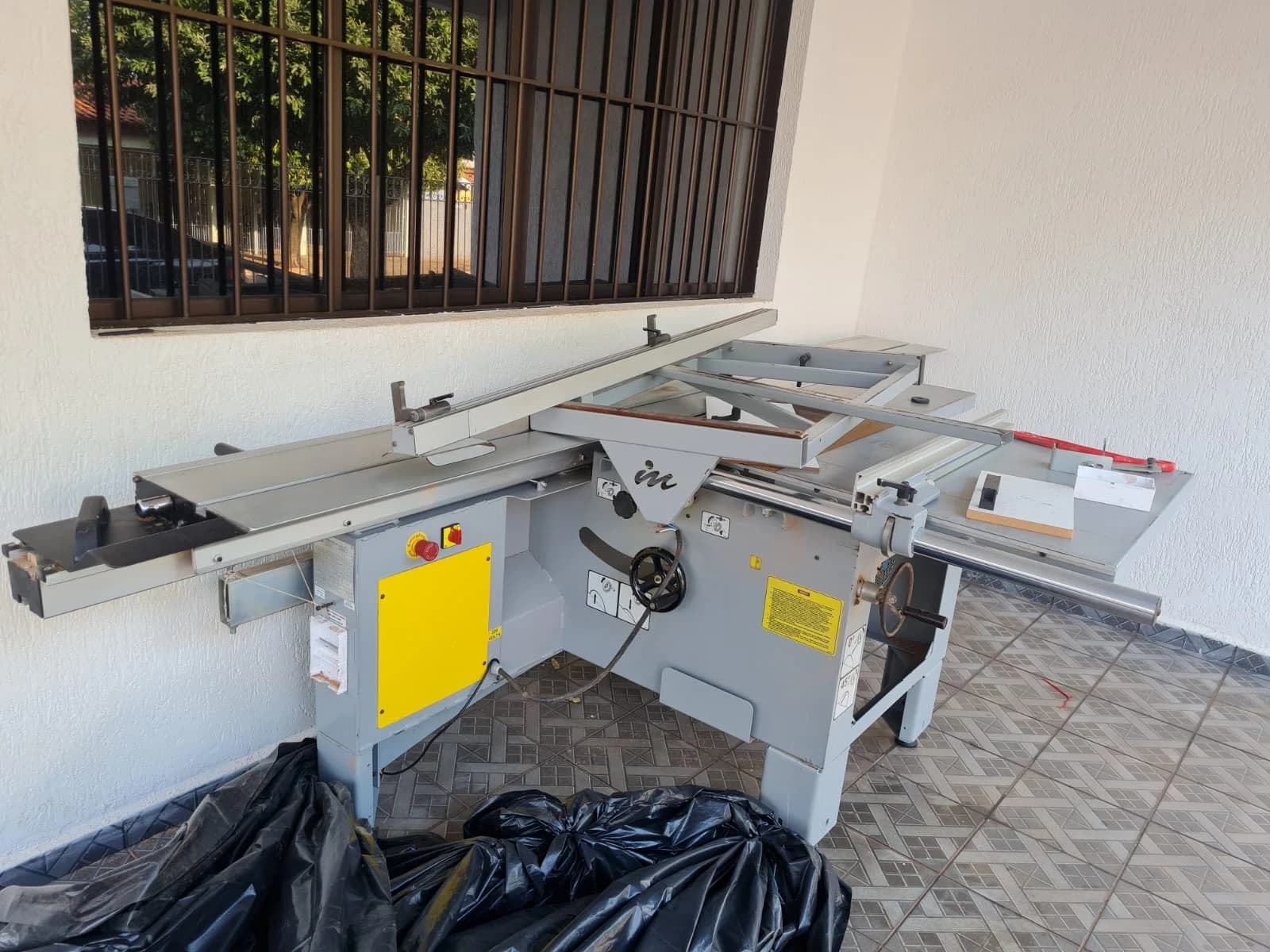 Esquadrejadeira Inmes FF300PLUS - Foto 1