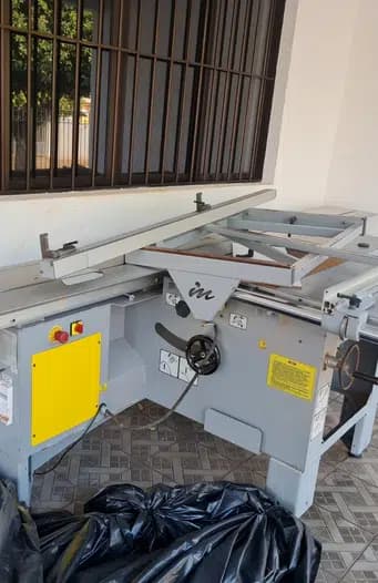 Esquadrejadeira Inmes FF300PLUS