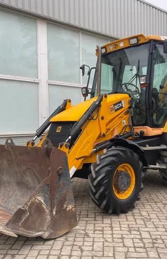 JCB 3CX Backhoe Loader 4x4 CE