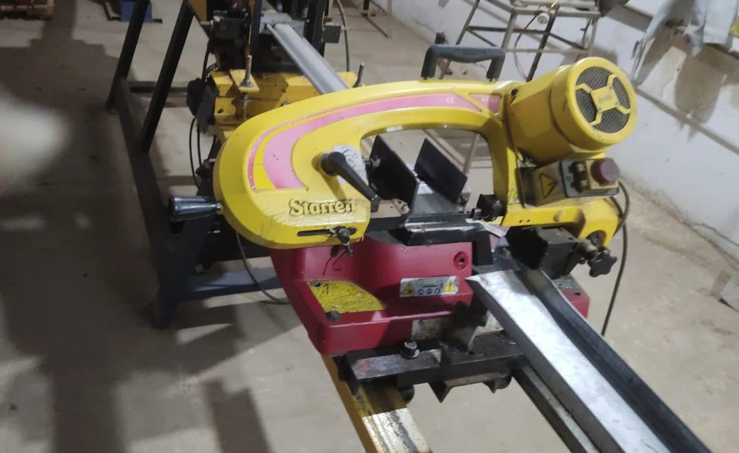 Máquina Perfilhadeira para Porta Automática Trifásica - Foto 2