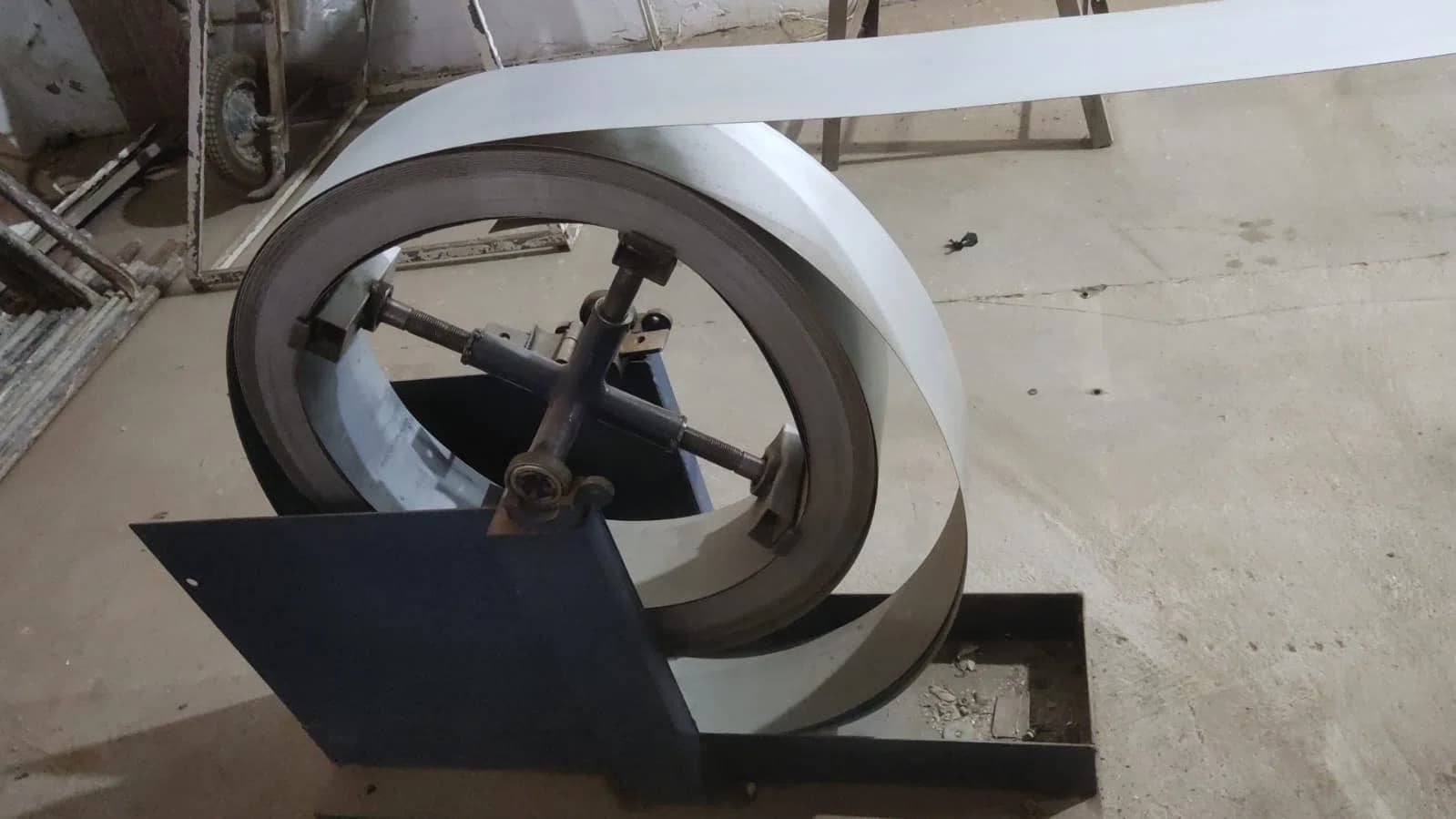 Máquina Perfilhadeira para Porta Automática Trifásica - Foto 5