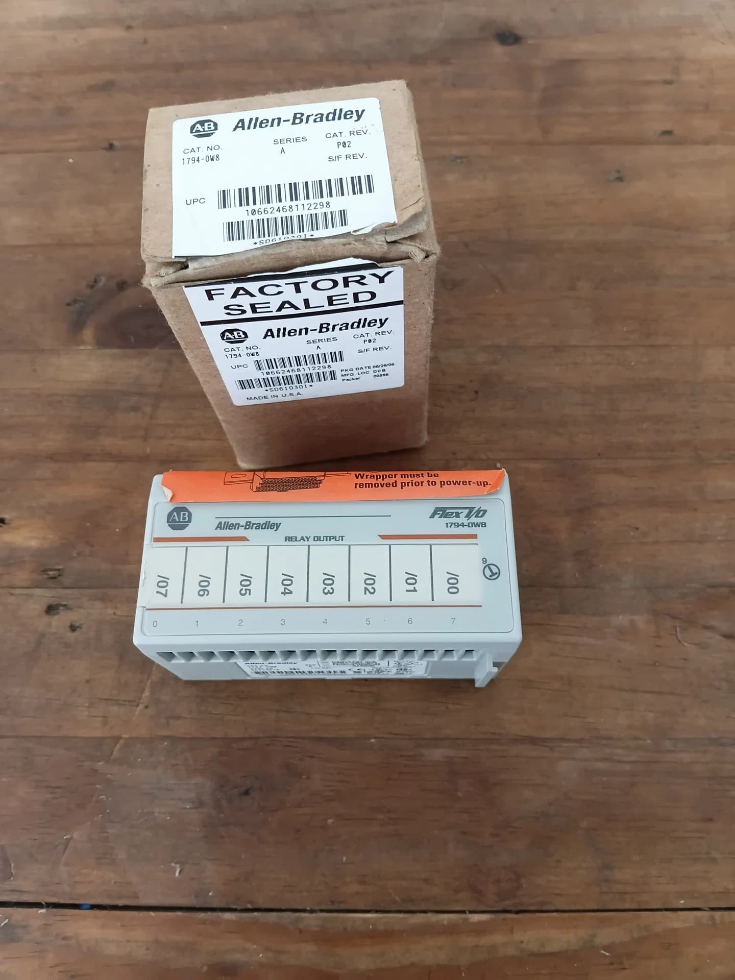 Módulo Allen-bradley 1794-0W8 Flex I/o - Lacrado - Foto 1