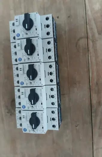 Disjuntor Motor Allen-bradley 140M-C2E-B40 NOVO