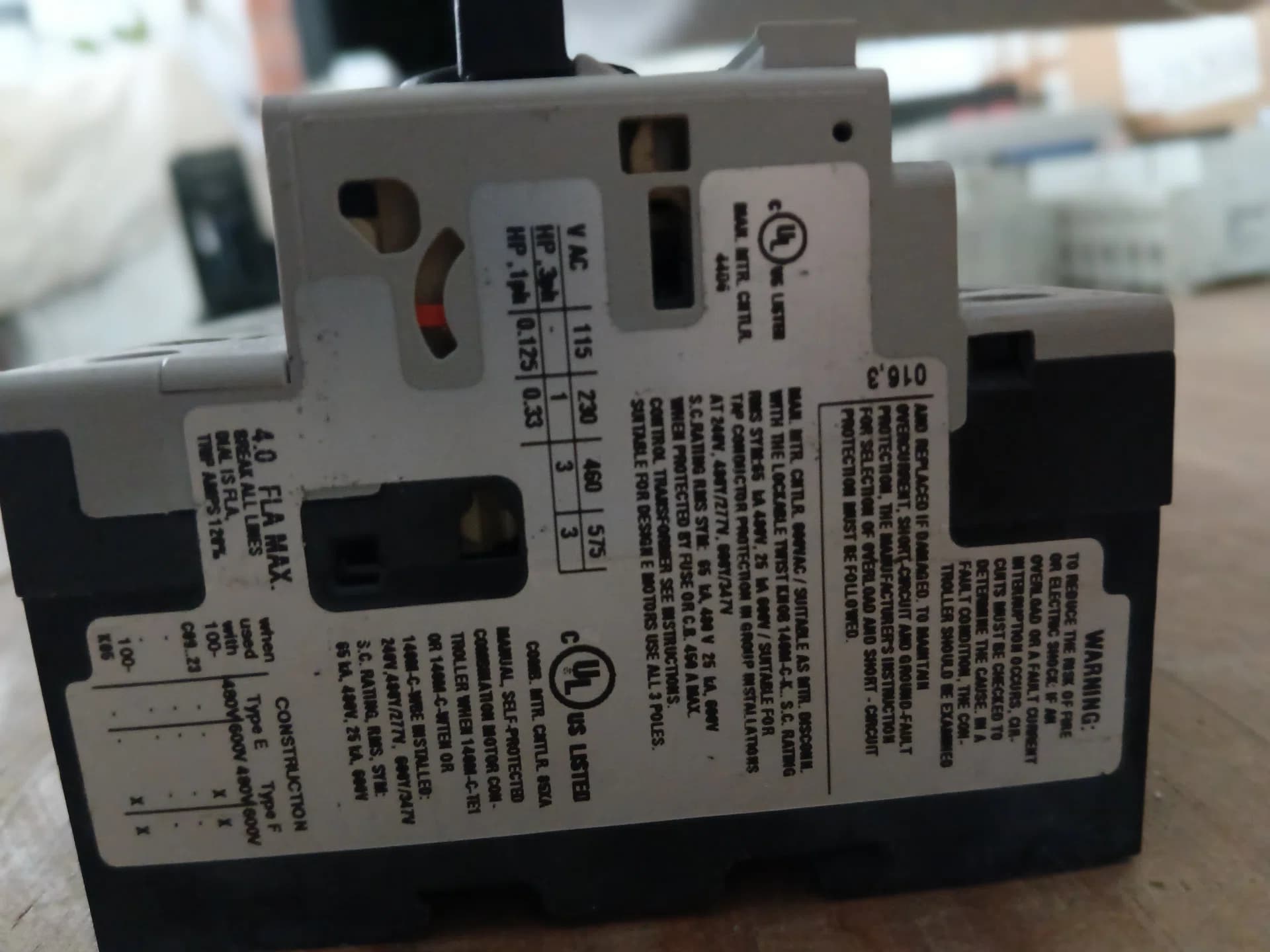 Disjuntor Motor Allen-bradley 140M-C2E-B40 NOVO - Foto 3