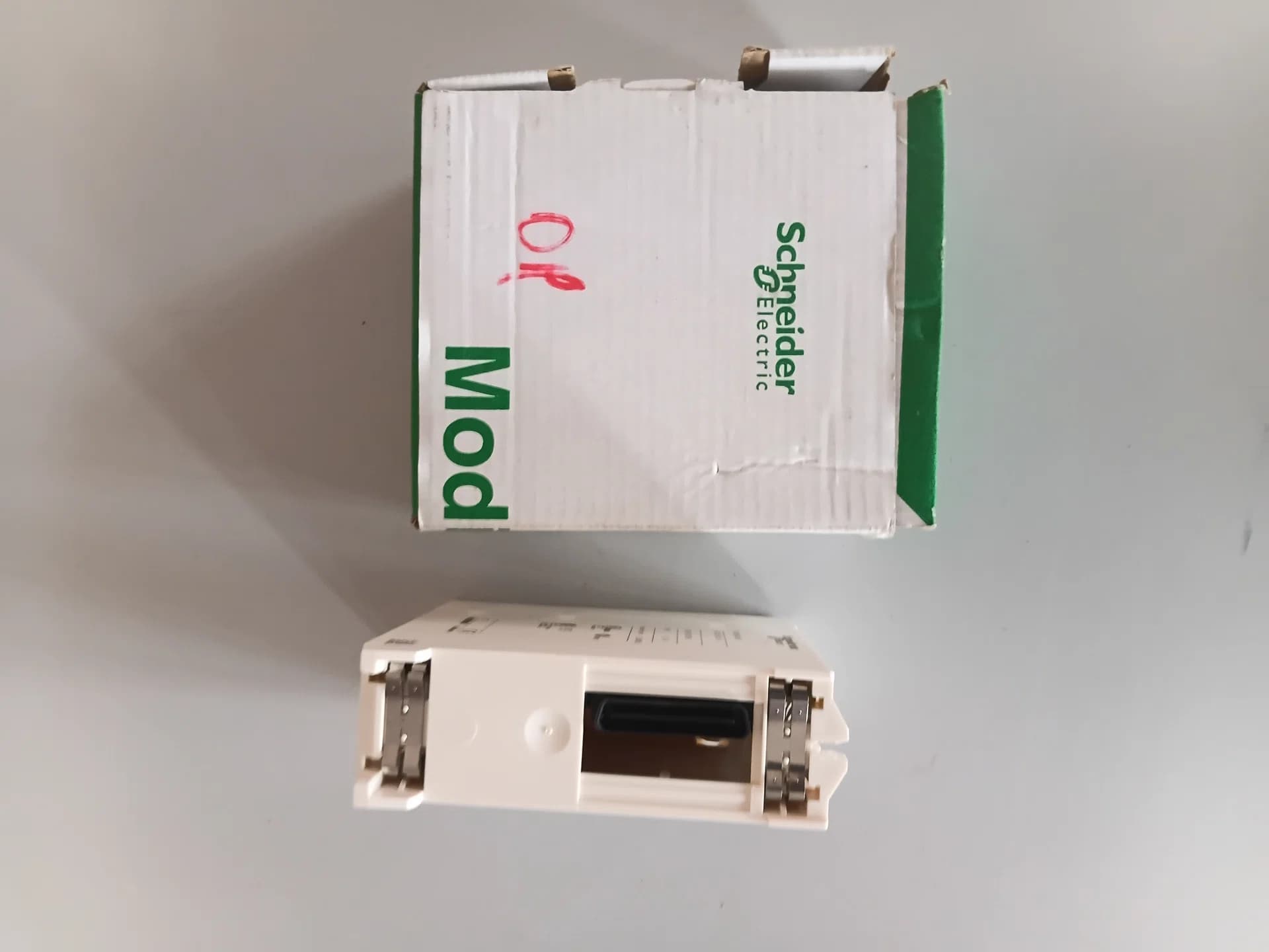 Módulo Saída Relé Schneider NOVO NA Caixa - Foto 4