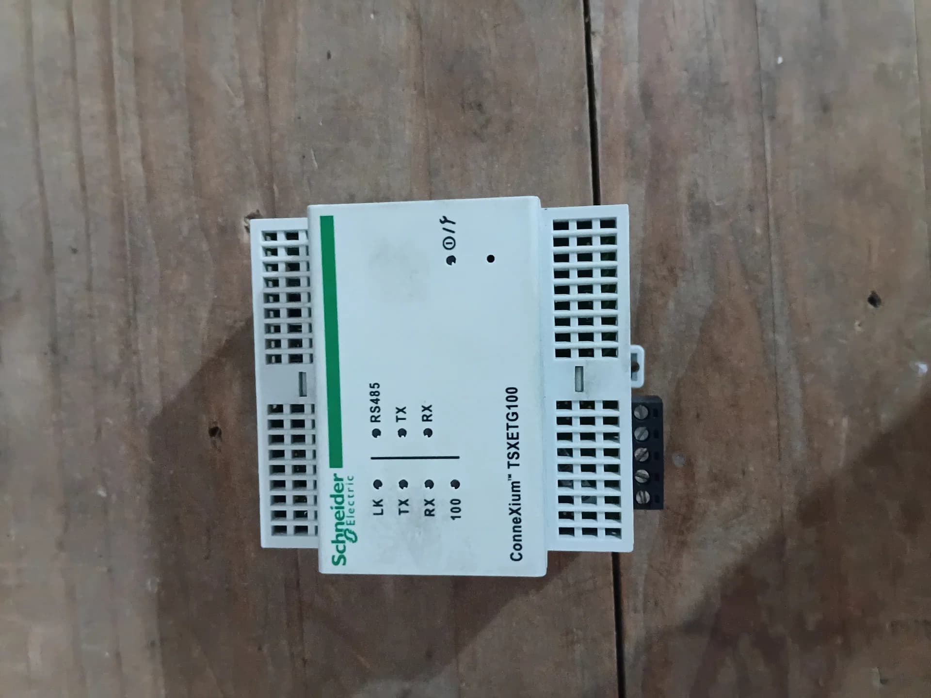 Gateway Schneider Connexium TSXETG100 - G2/FW3.000 - Ótimo Estado + NF - Foto 1