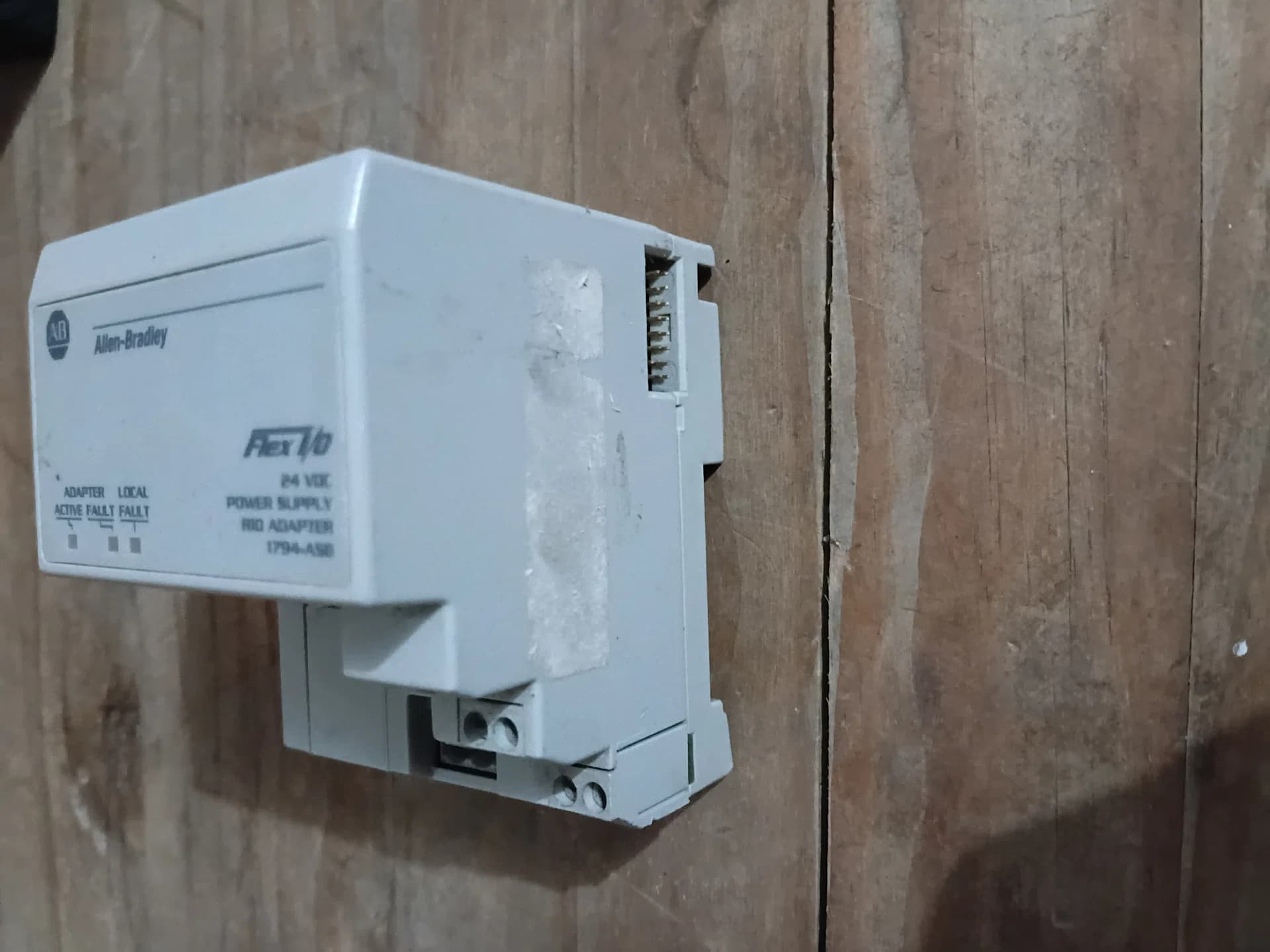 Adaptador RIO Allen-bradley 1794-ASB Série C - FLEX I/o - Usado + NOTA Fiscal - Foto 3