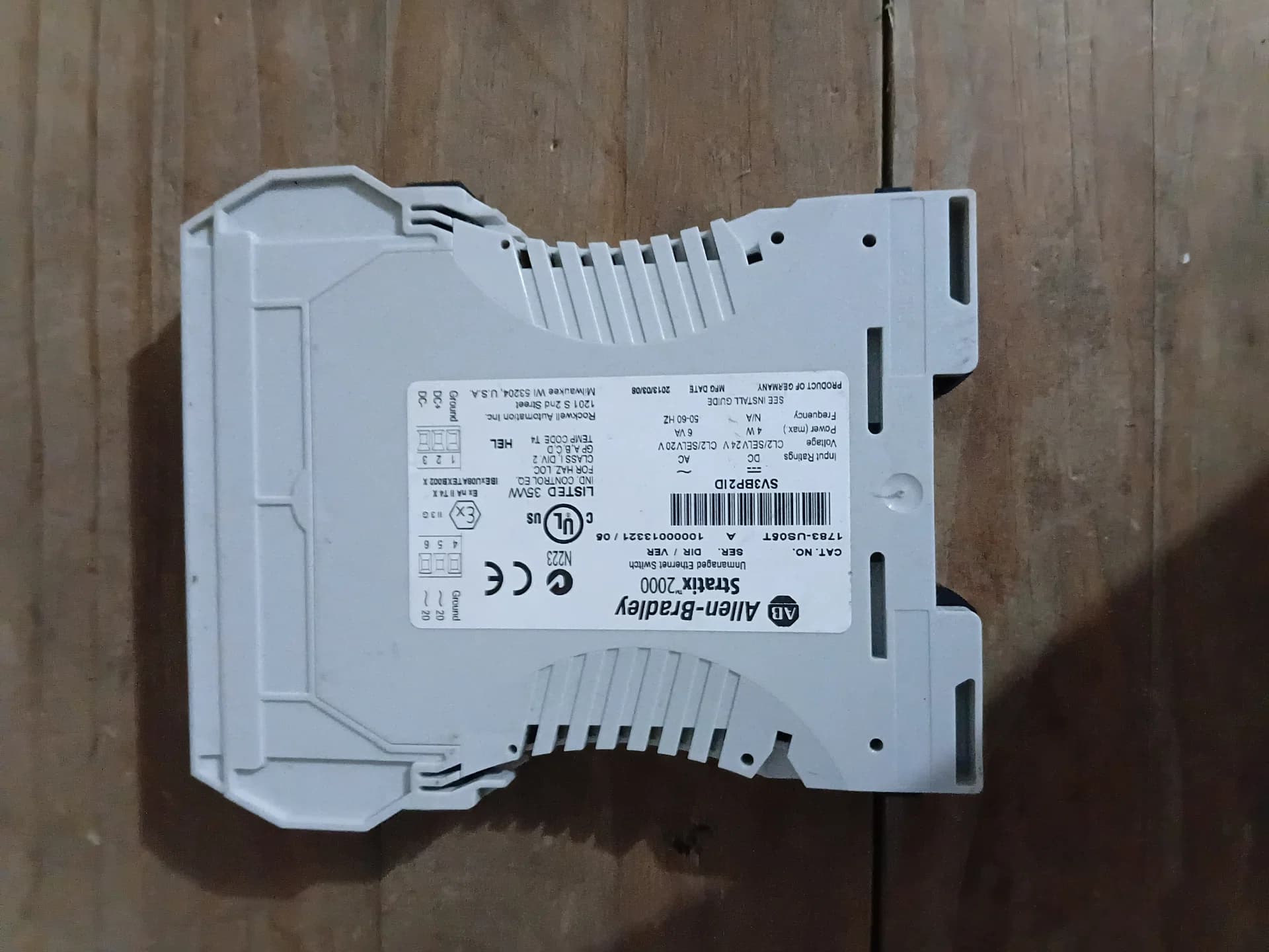 Switch Ethernet Allen-bradley Stratix 2000 1783-US05T - 5 Portas - Usado + NF - 3 Unid. Disponível - Foto 1