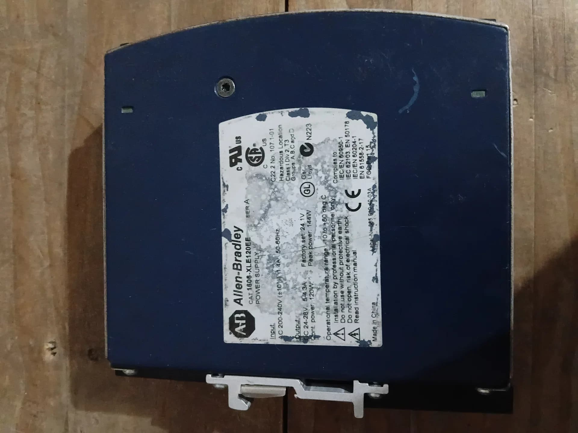 Fonte Allen-bradley 1606-XLE120EE 120W 24VDC - Usado + NOTA Fiscal - Foto 2