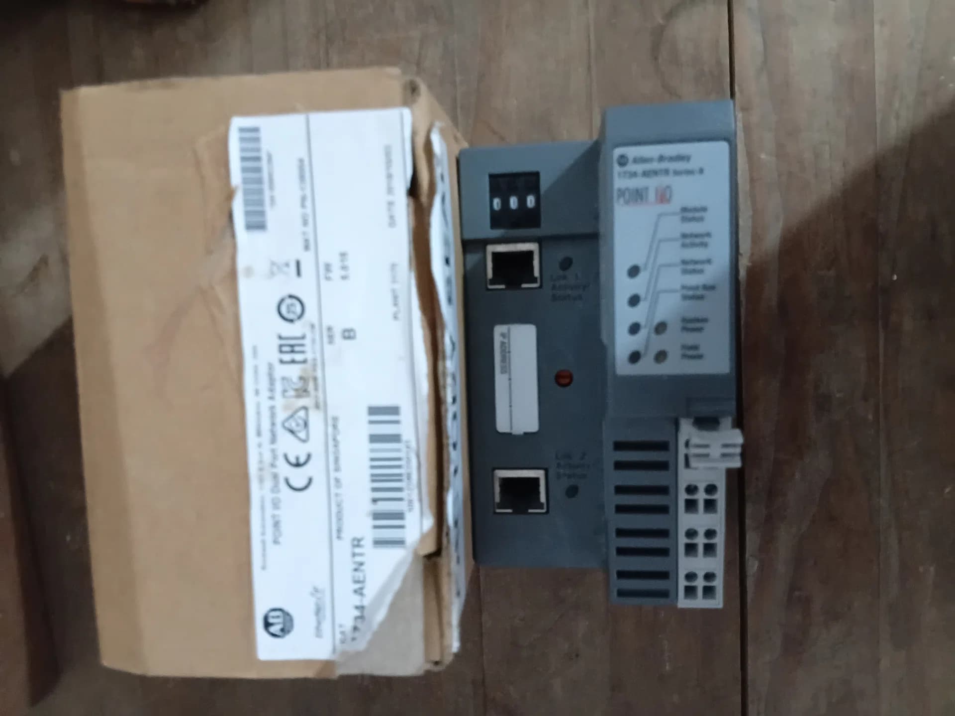Adaptador Ethernet Allen-bradley 1734-AENTR Série B - NOVO NA Caixa + NOTA Fiscal - Foto 2