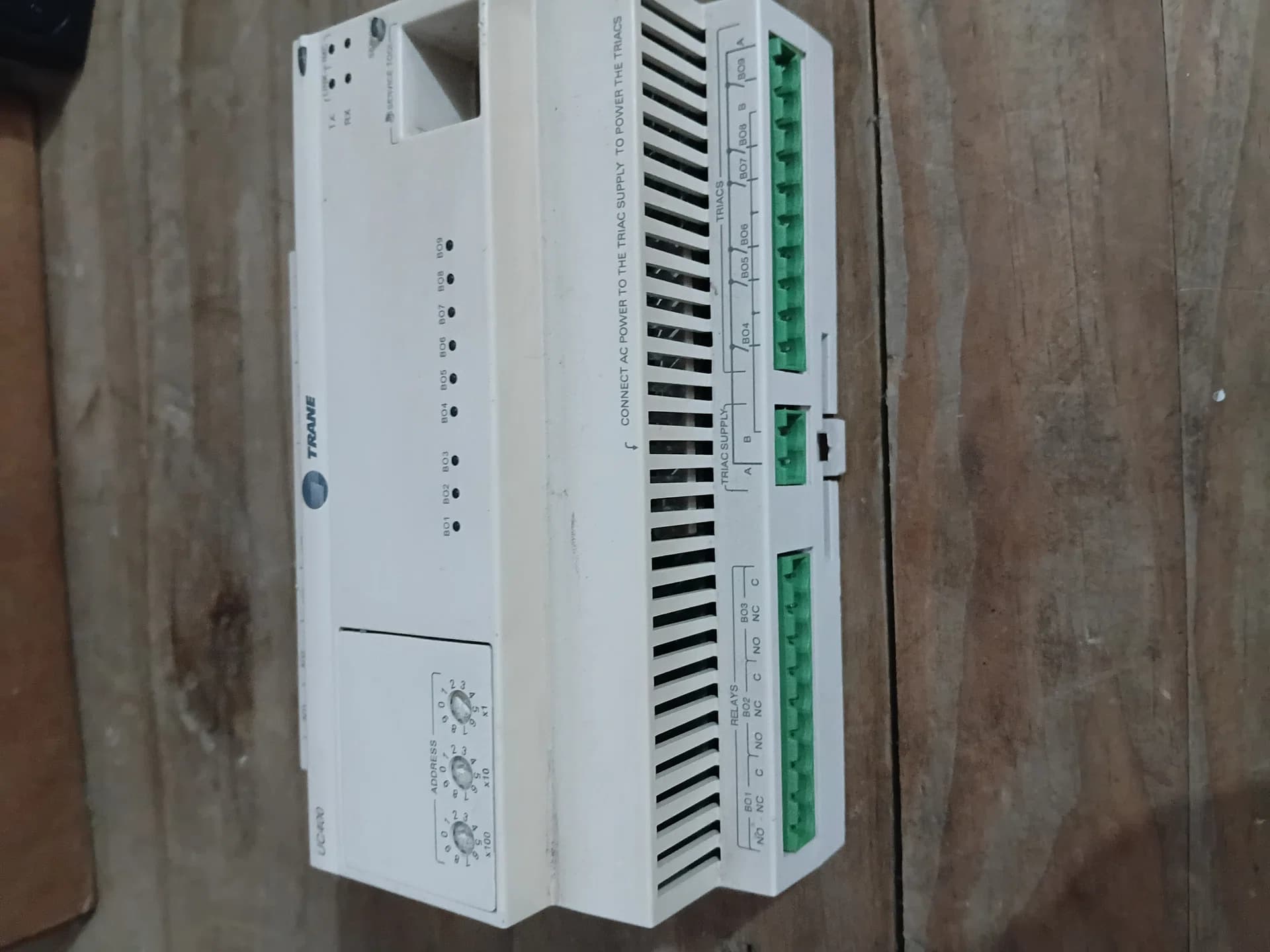 Controlador Trane Tracer UC400 Bacnet - HVAC - Usado + NOTA Fiscal - Foto 2