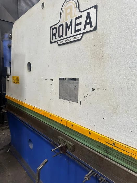 Dobradeira de Chapa Romea (italiana) - Foto 3