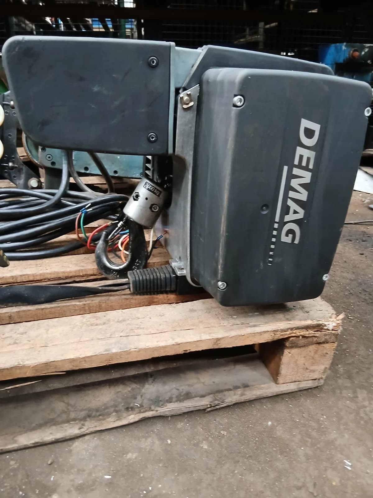 4 Talhas Elétricas da Marca Demag - Foto 3
