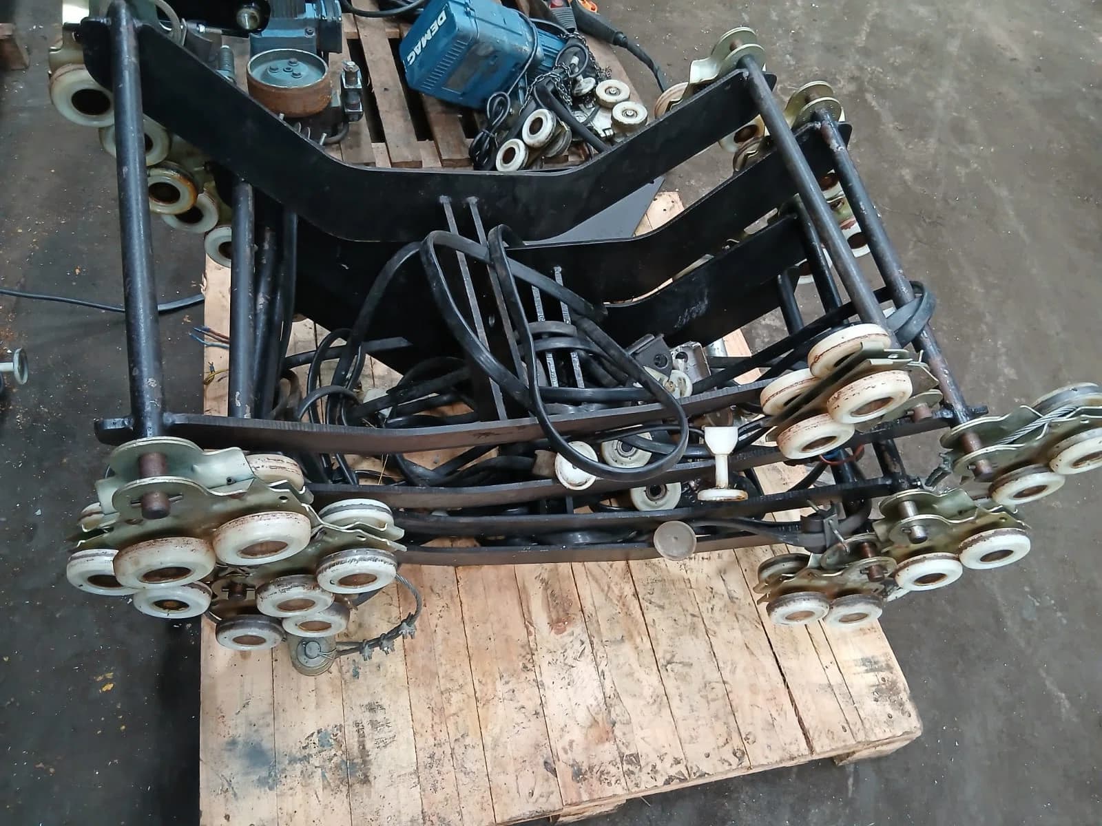 4 Talhas Elétricas da Marca Demag - Foto 10