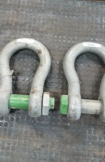 2 Manilhas Curvas - Capac 55 Ton