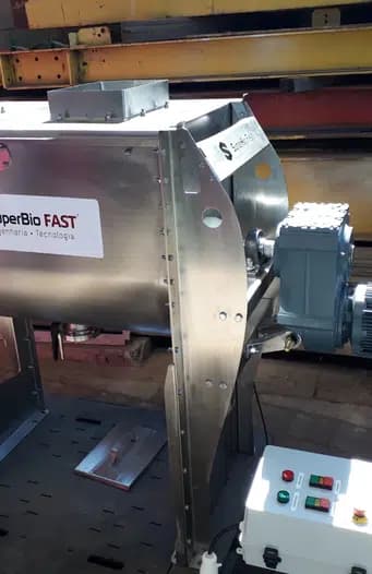 Misturador de Pós Alimentícios Ribbon Blender 300 Litros